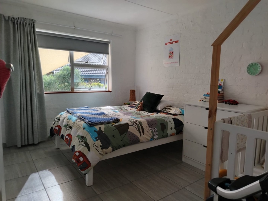 2 Bedroom Property for Sale in Stilbaai Wes Western Cape